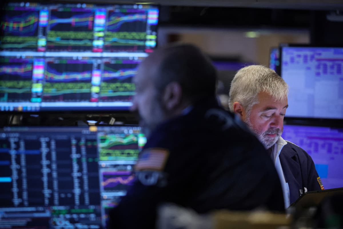 The AI Boom Has Sent Major Stock Indexes Soaring. But The Magnificent Tell a Different Story.