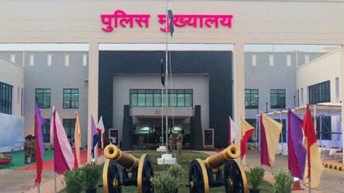 Chattisgarh Police; एक ओर साइबर अपराध का पहाड़ दूसरी ओर राज्य के 33 जिलों में सिर्फ 13 साइबर थाने, एक टीआइ पर 100 केस की जांच का जिम्मा