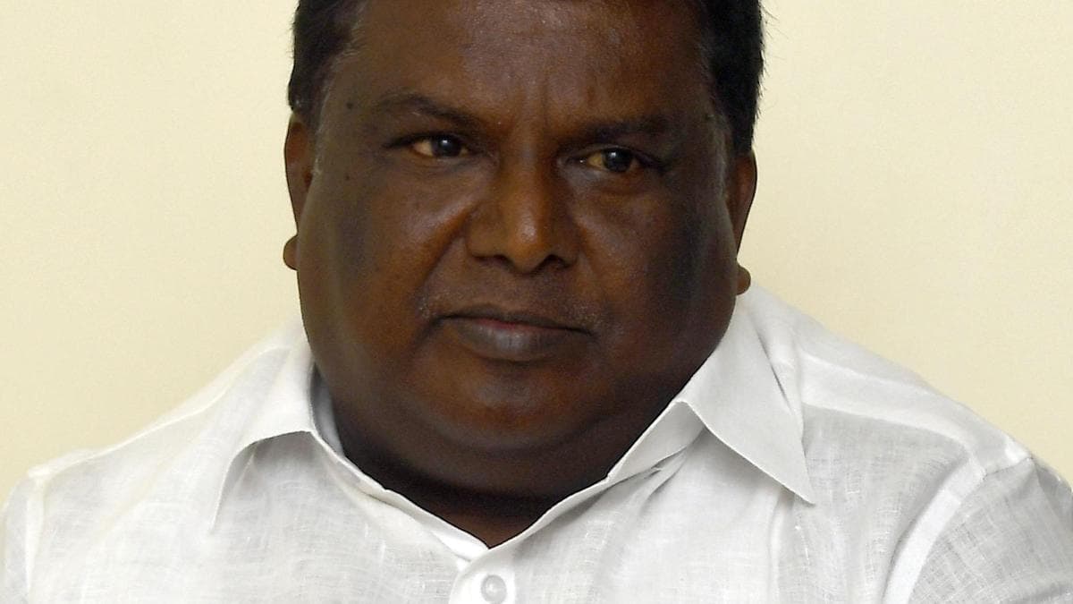 CCB summons former minister S.S. Sivasankar in connection with alleged job fraud case