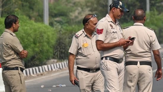 Noida woman ‘takes e-rickshaw’ to Sector 18 multi-level parking facility, dies by suicide